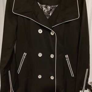 Guess Los Angeles Black Trenchcoat Women's Medium,White Piping, Buttons, Zipper